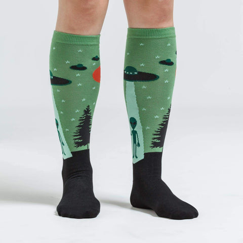 Women's I Believe Knee High Socks